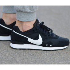 Кроссовки спортивные Nike Venture Runner для бега и на каждый день (CK2944-002)