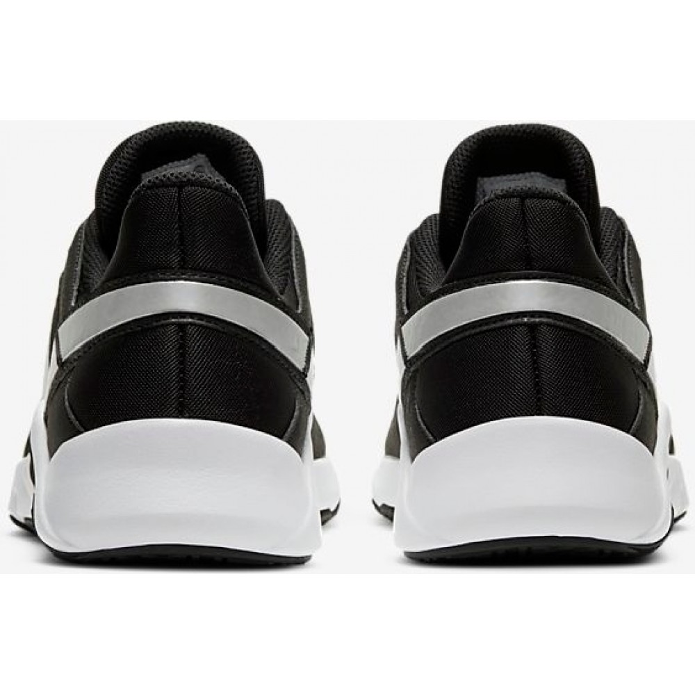Кроссовки спортивные Nike Legend Essential 2 для спорта и на каждый день (CQ9356-001)