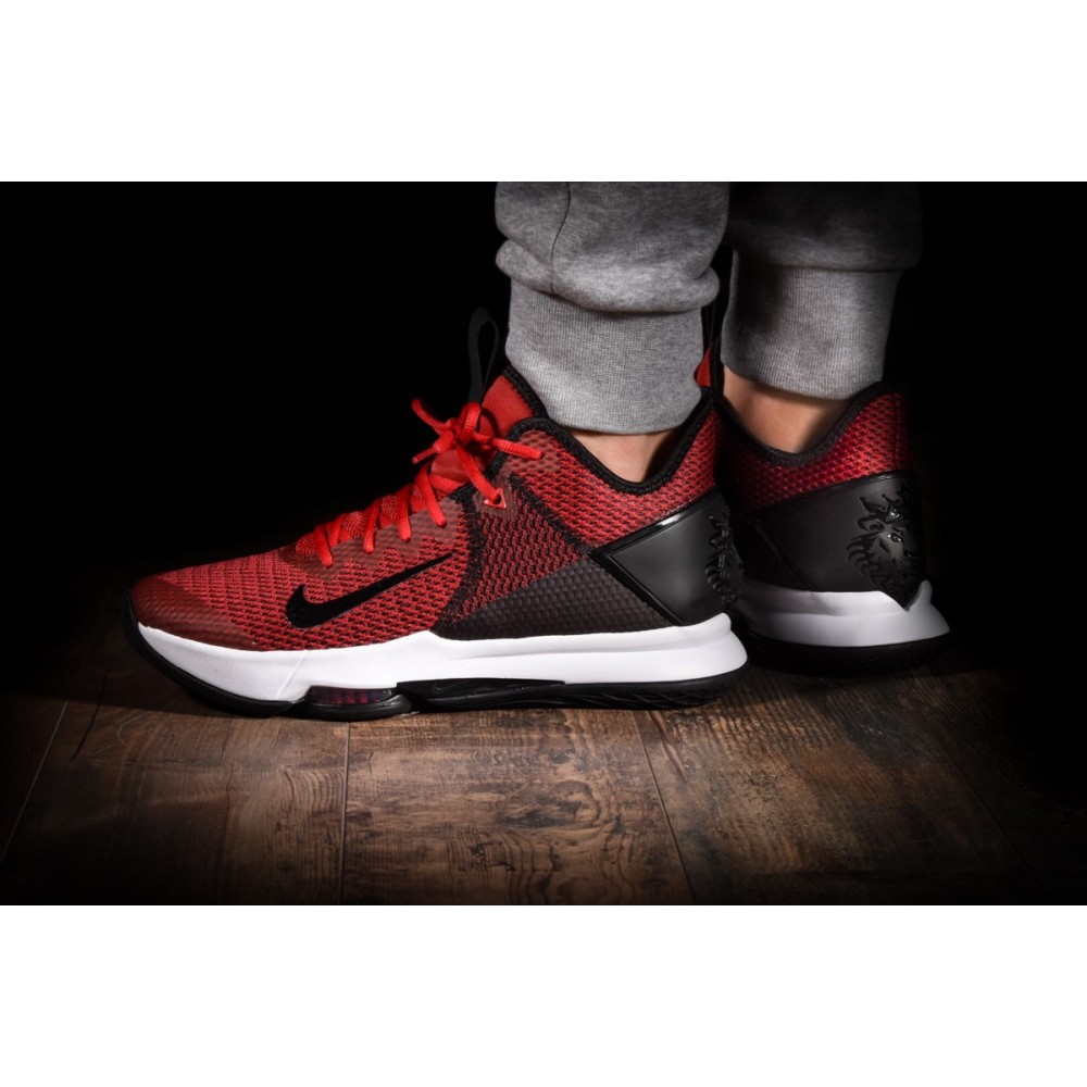 Баскетбольные мужские кроссовки Nike Lebron Witness 4 (BV7427-002)