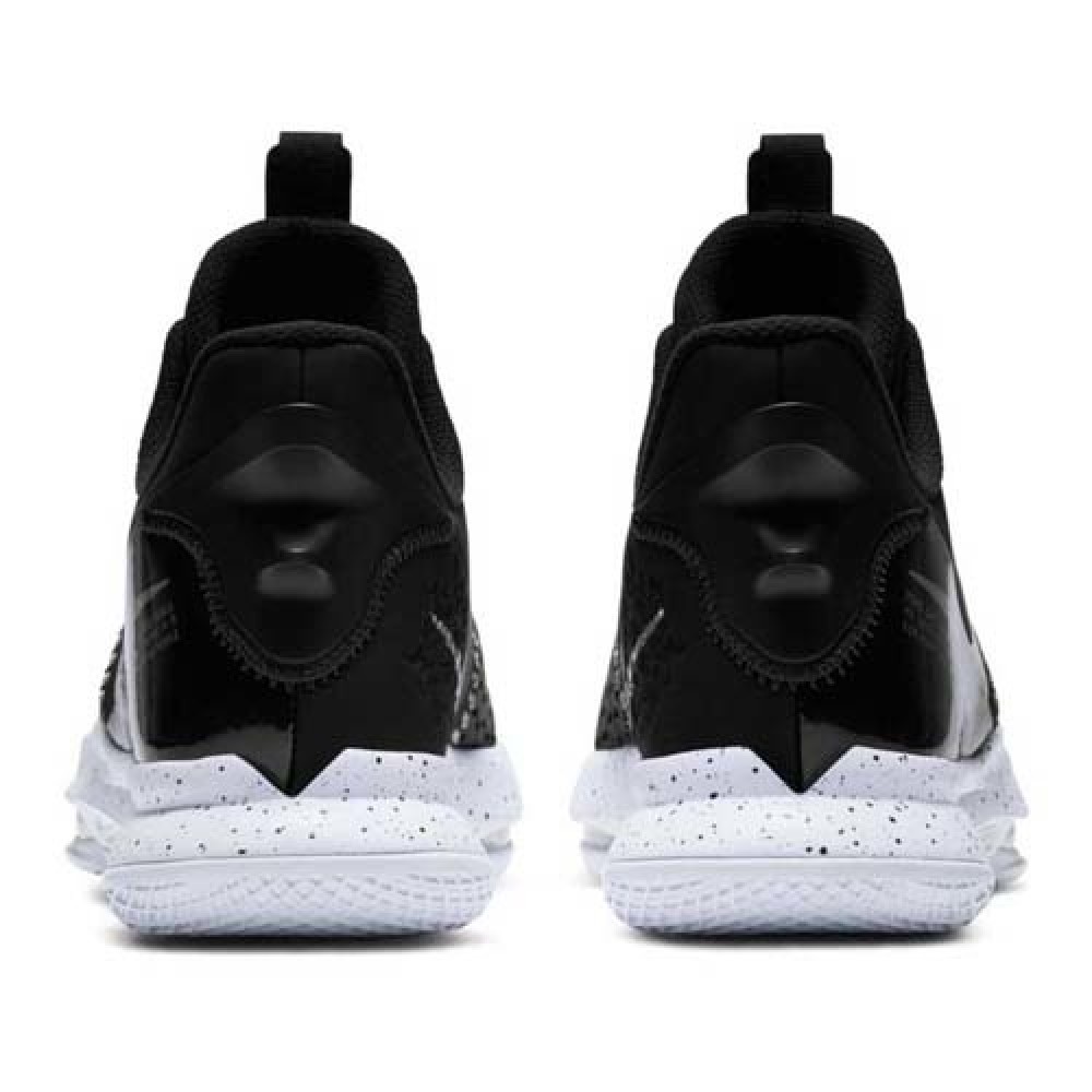 Кроссовки баскетбольные Nike Lebron Witness 5 мужские (CQ9380-001)