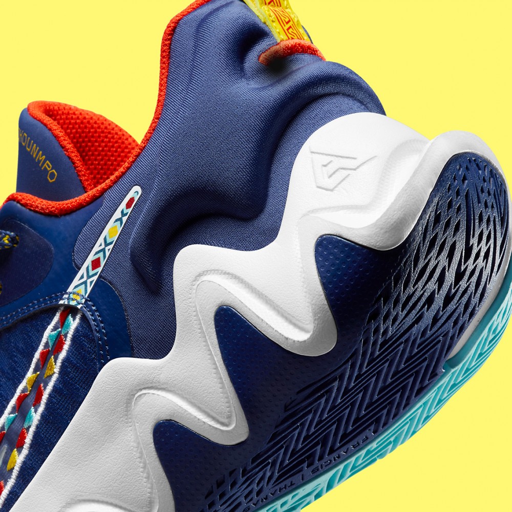 Кроссовки баскетбольные Nike Giannis Immortality "African Tribal" (DH4470-400)