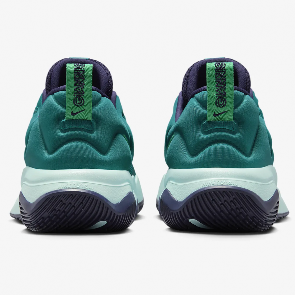 Кроссовки баскетбольные Giannis Immortality 3 Basketball Shoes (DZ7533-301)