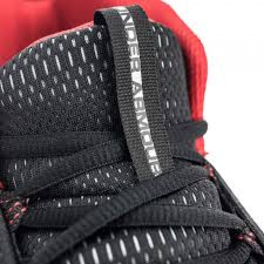 Кроссовки баскетбольные Under Armour Torch размер EUR 44, длина стельки 28 см (3020620-004)