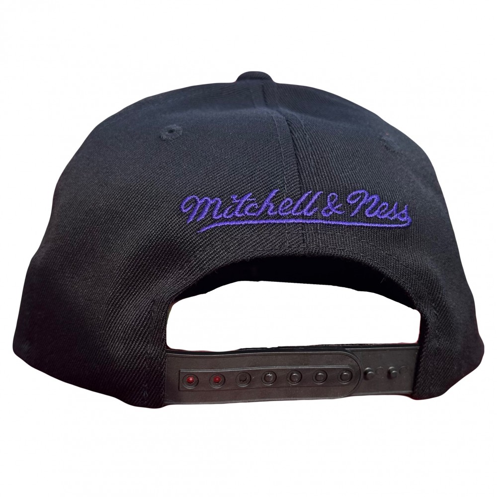 Кепка-бейсболка Mitchell & Ness Los Angeles Lakers Cap (MN-NBA-FA064-LALAKE-BLKYEL)
