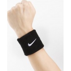 Напульсники Nike Swoosh Wristbands 2 шт. (1 пара) для спорта, игр, тренировок черные (N.NN.04.010.OS)