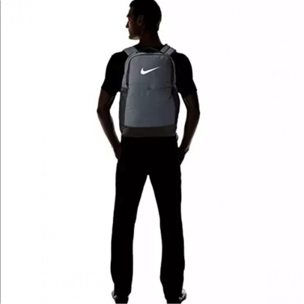 Рюкзак спортивный городской Nike Brasilia 9.5 Medium Backpack 24 л (BA5954-026)