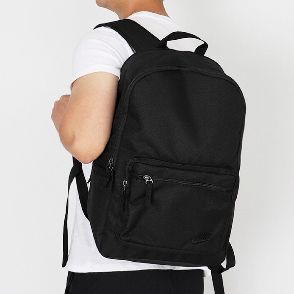 Рюкзак спортивный городской Nike Sportswear Heritage Backpack 23 л (DB3300-010)