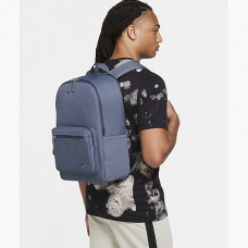 Рюкзак спортивный городской Nike Sportswear Heritage Backpack 23 л (DB3300-491)