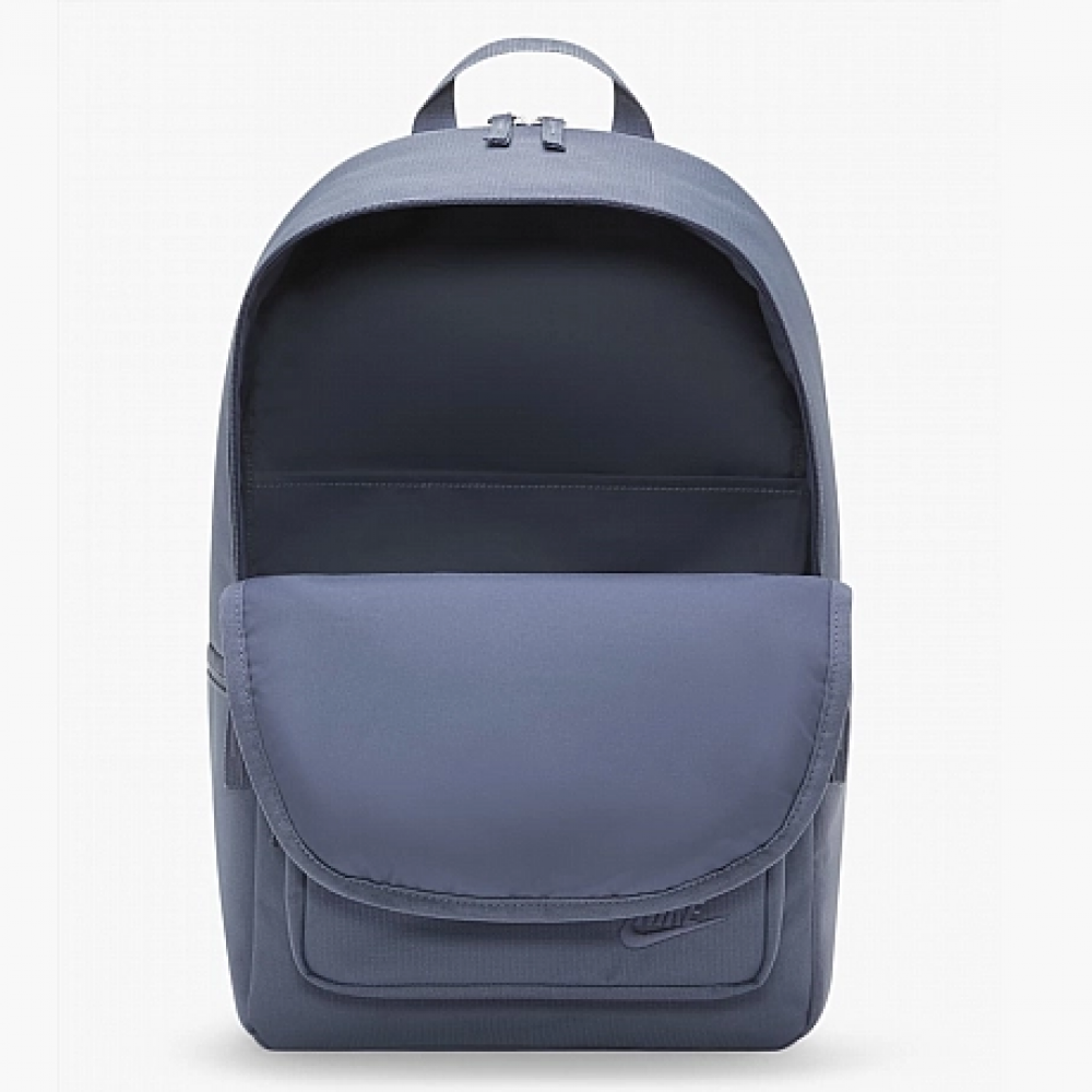 Рюкзак спортивный городской Nike Sportswear Heritage Backpack 23 л (DB3300-491)