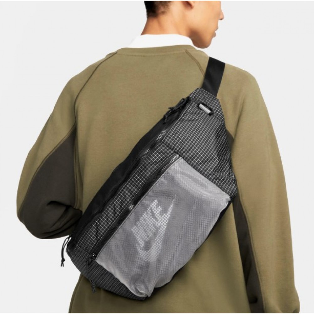 Сумка на пояс-через плечо Nike Tech Hip Pack 10 л для хранения мелких предметов (CV1411-011)