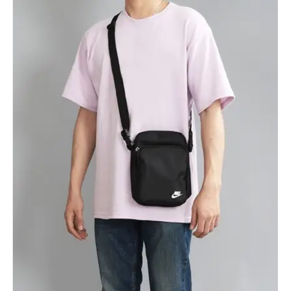 Сумка Nike Heritage Cross-Body Bag 4 л для хранения мелких предметов (DB0456-010)