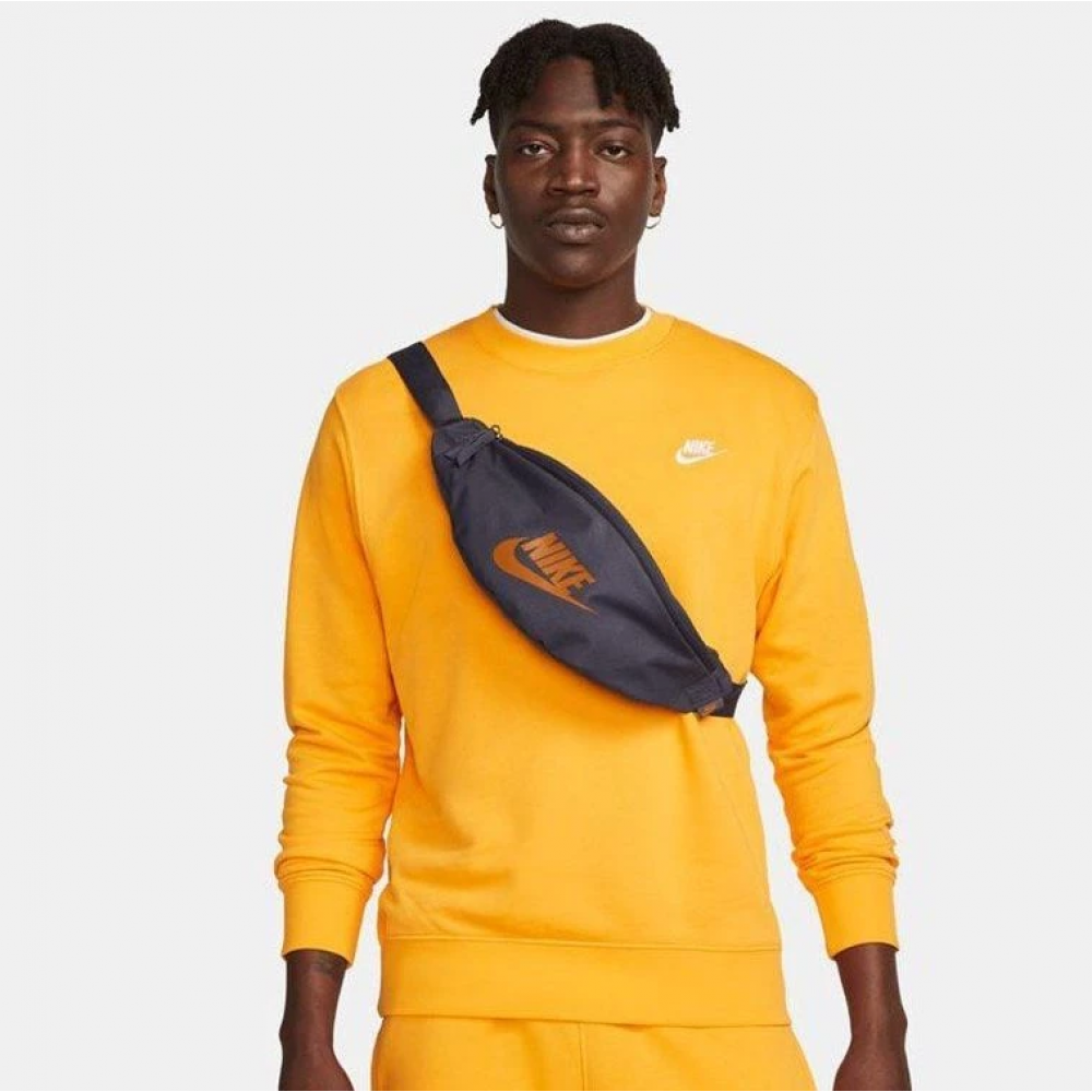 Сумка-бананка на пояс Nike Heritage Waistpack для хранения мелких предметов (DB0490-015)