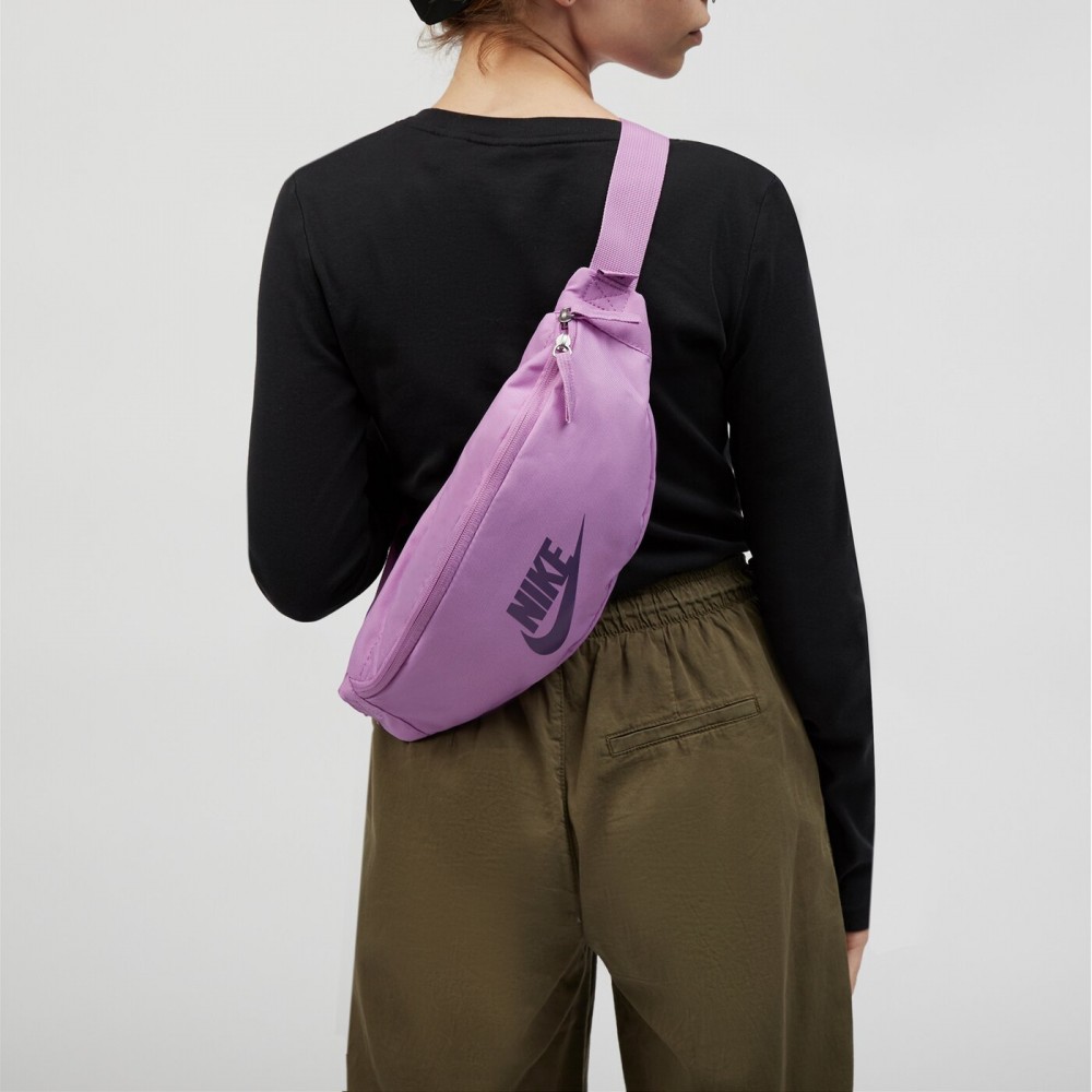 Сумка-бананка на пояс Nike Heritage Waistpack 3 л для хранения мелких предметов (DB0490-532)