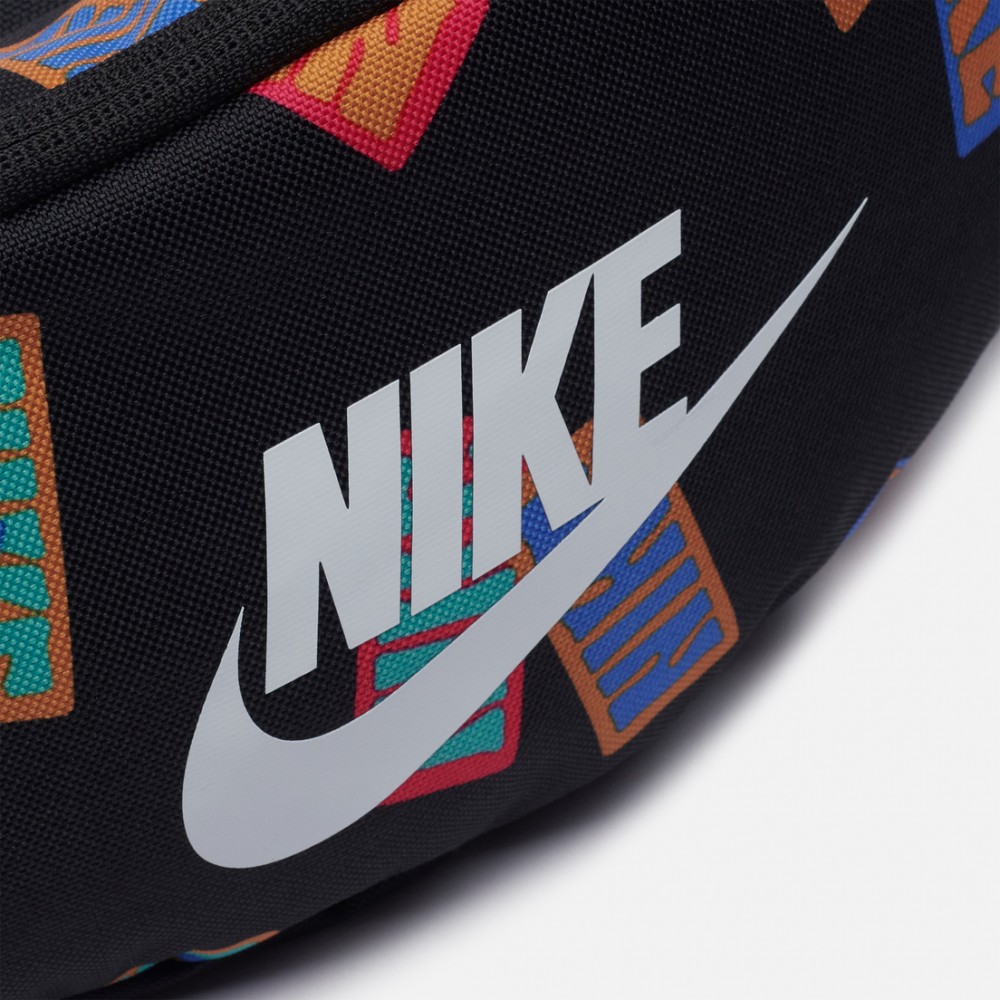 Сумка-бананка на пояс Nike Heritage Waistpack для хранения мелких предметов (DM2162-010)