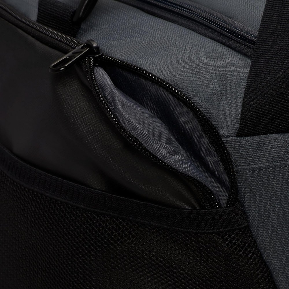 Сумка спортивная Nike Brasilia Duffel Bag 41 л для тренировок и спорта (DM3976-026)