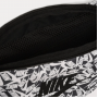Сумка-бананка на пояс Nike Heritage Waistpack для хранения мелких предметов (FD5593-010)