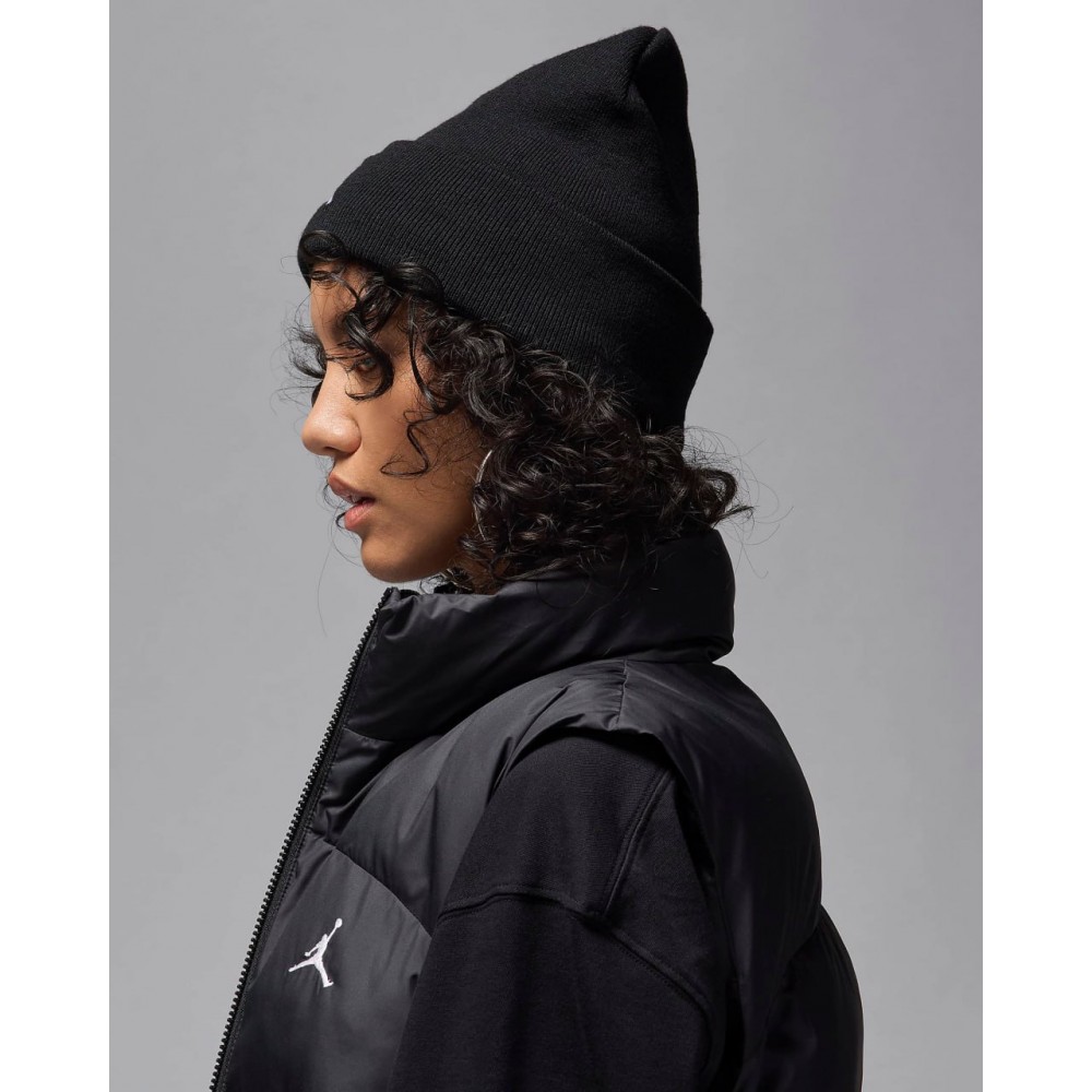 Шапка Jordan Peak Beanie черная (HJ3224-010)