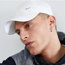 Кепка-бейсболка Nike Heritage 86 Metal Swoosh Cap белая (943092-100)