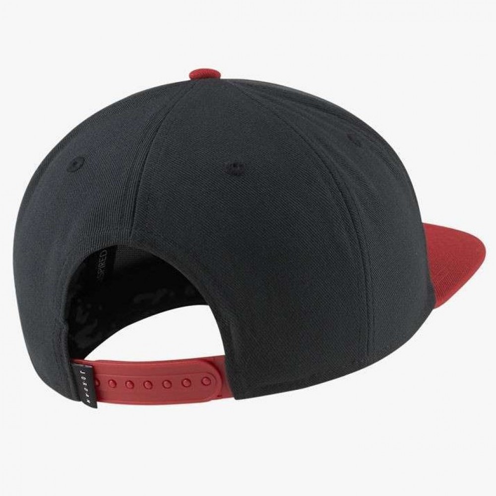 Кепка-снепбэк  с прямым козырьком Jordan Pro Jumpman Snapback (AR2118-019)