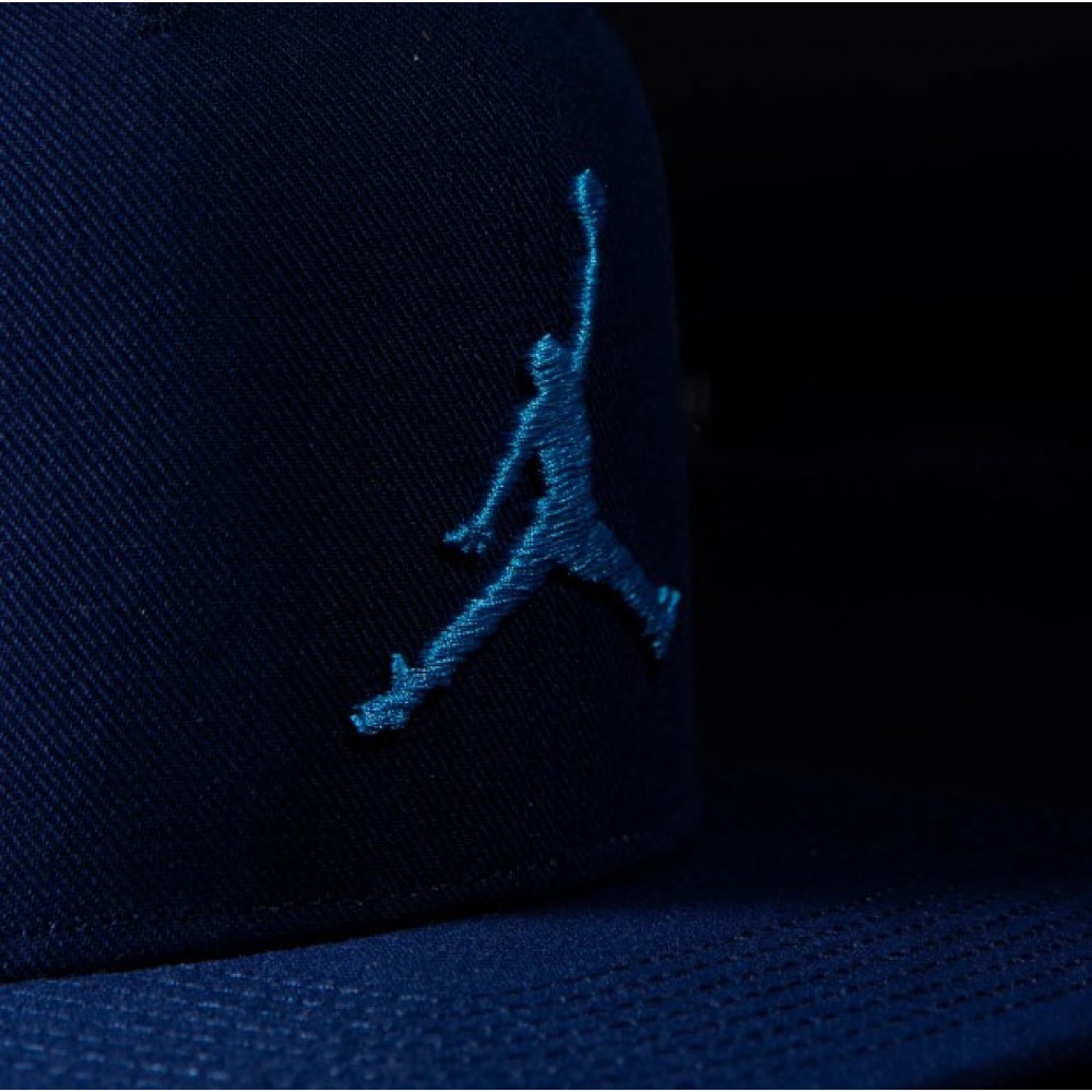 Кепка с прямым козырьком Jordan Pro Jumpman Spanback 6-панельный снэпбек (AR2118-410)