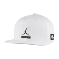Кепка с прямым козырьком Jordan Jumpman Pro Snapback 6-панельный снэпбек (DJ6120-100)