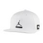 Кепка с прямым козырьком Jordan Jumpman Pro Snapback 6-панельный снэпбек (DJ6120-100)