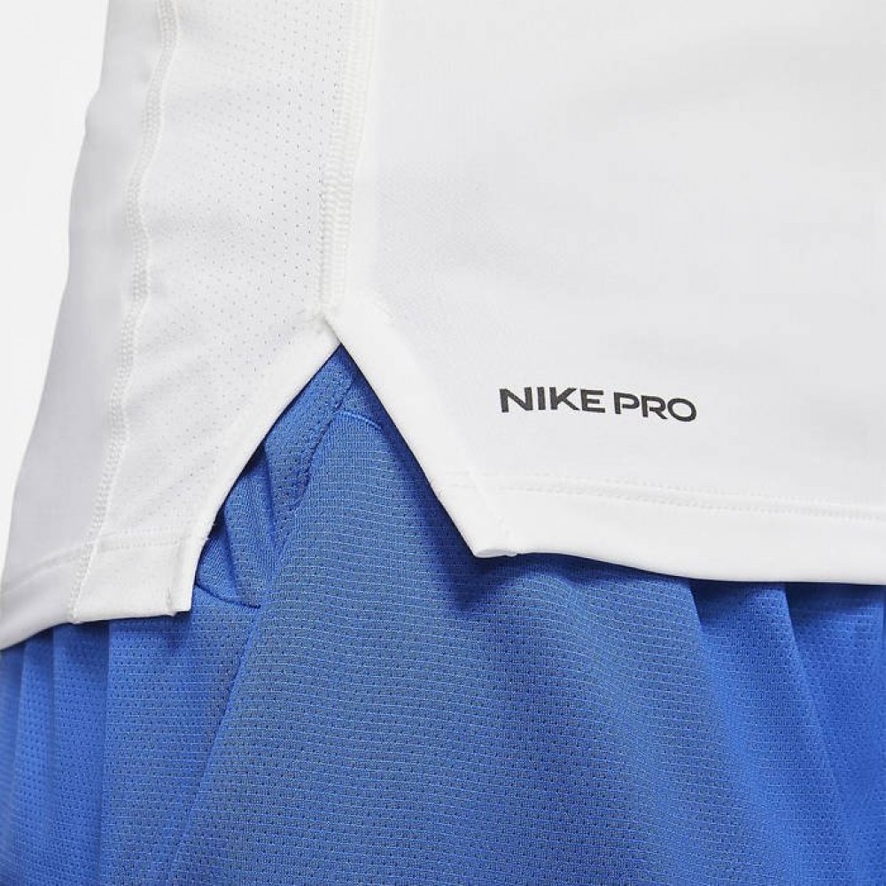 Футболка компресионная Nike Pro Dri-FIT Long-Sleeve с длинными рукавами (BV5588-100)
