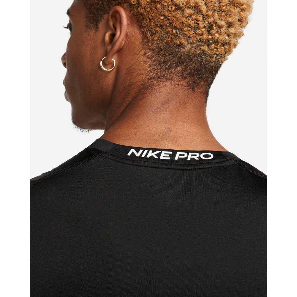 Майка Nike Pro Men's Dri-FIT Tight Sleeveless Top компрессионная мужская черная оригинал (FB7914-010)