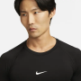 Футболка компрессионная Nike Pro Men's Dri-FIT Tight Long-Sleeve Fitness Top (FB7919-010) Футболка компрессионная Nike Pro Men's Dri-FIT Tight Long-Sleeve Fitness Top (FB7919-010)