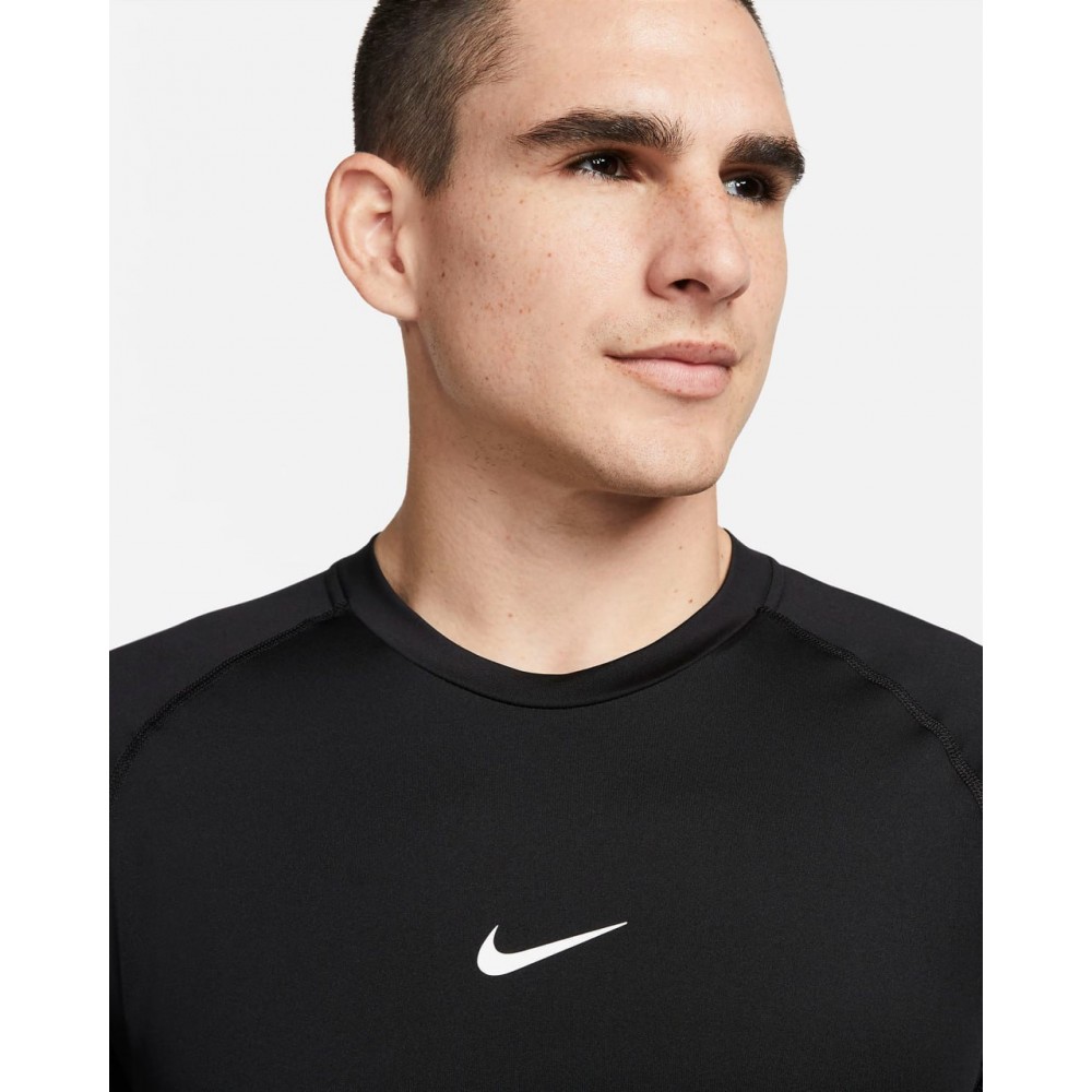 Футболка компрессионная Nike Pro Men's Dri-FIT Slim Short-Sleeve Top (FB7929-010)