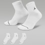 Носки баскетбольные Jordan Джордан Everyday Ankle Socks средние 3 пары (DX9655-100)