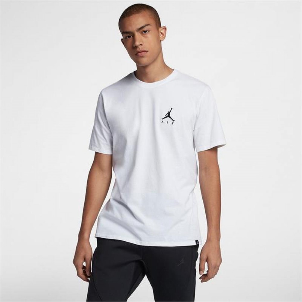 Футболка мужкая Jordan Jumpman Air Embrd Tee Men's (AH5296-100)