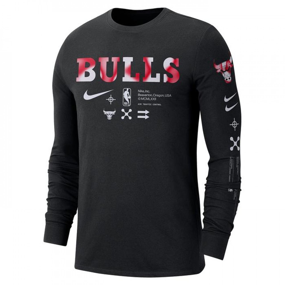 Футболка баскетбольная Nike Chicago Bulls NBA Long-Sleeve Men's T-Shirt (DZ0339-010)