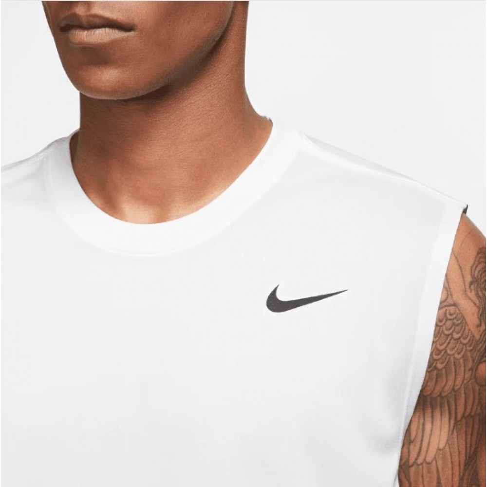 Майка мужская спортивная Nike Dri-FIT Legend Men's Sleeveless Fitness T-Shirt (DX0991-100)