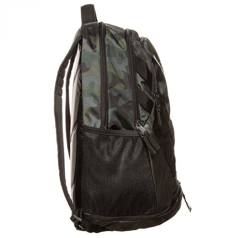 Рюкзак спортивный городской Under Armour Hustle 3.0 UNI Camouflage 30 л (1294720-290) 