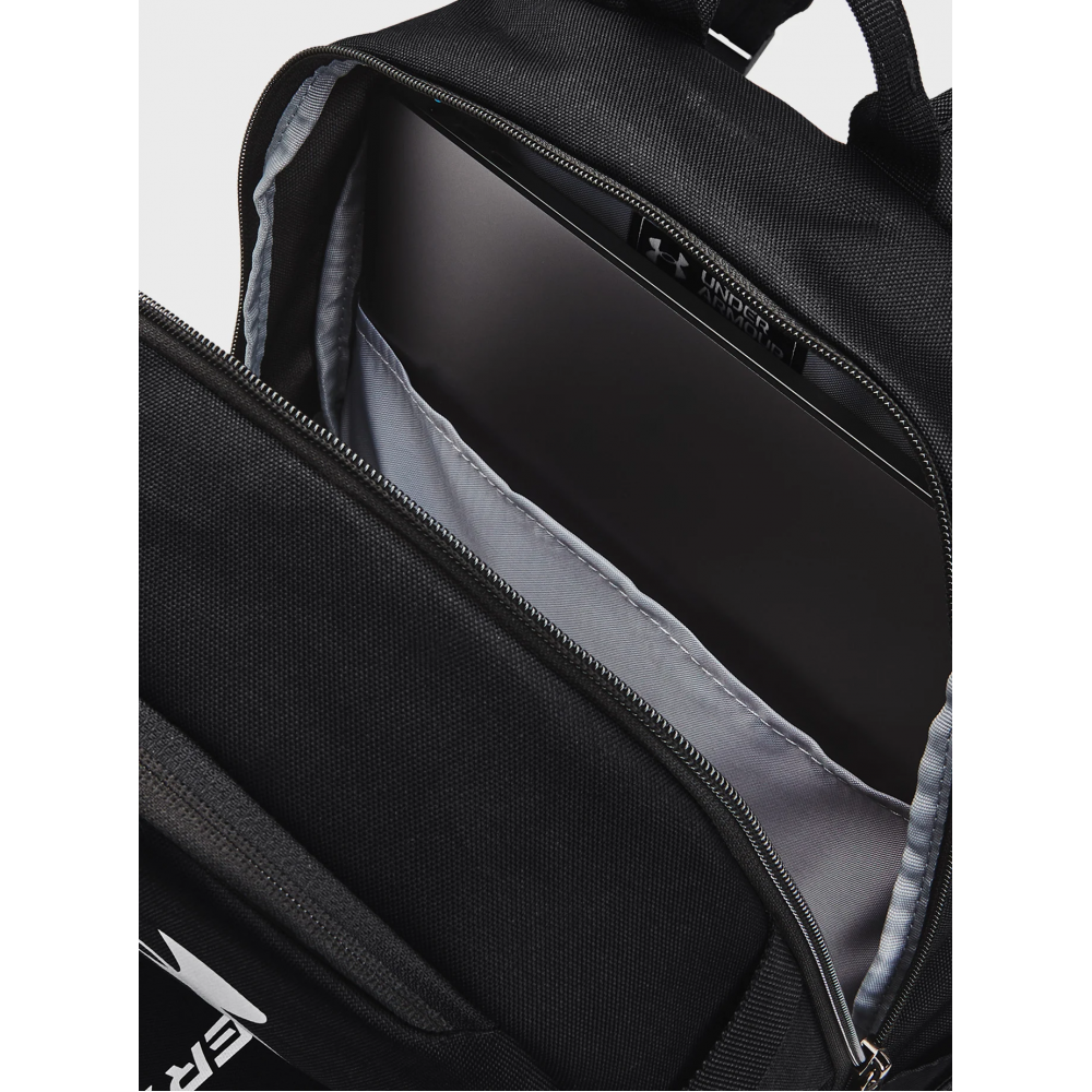Рюкзак спортивный городской Under Armour Hustle Lite Backpack 24 л черный (1364180-002)