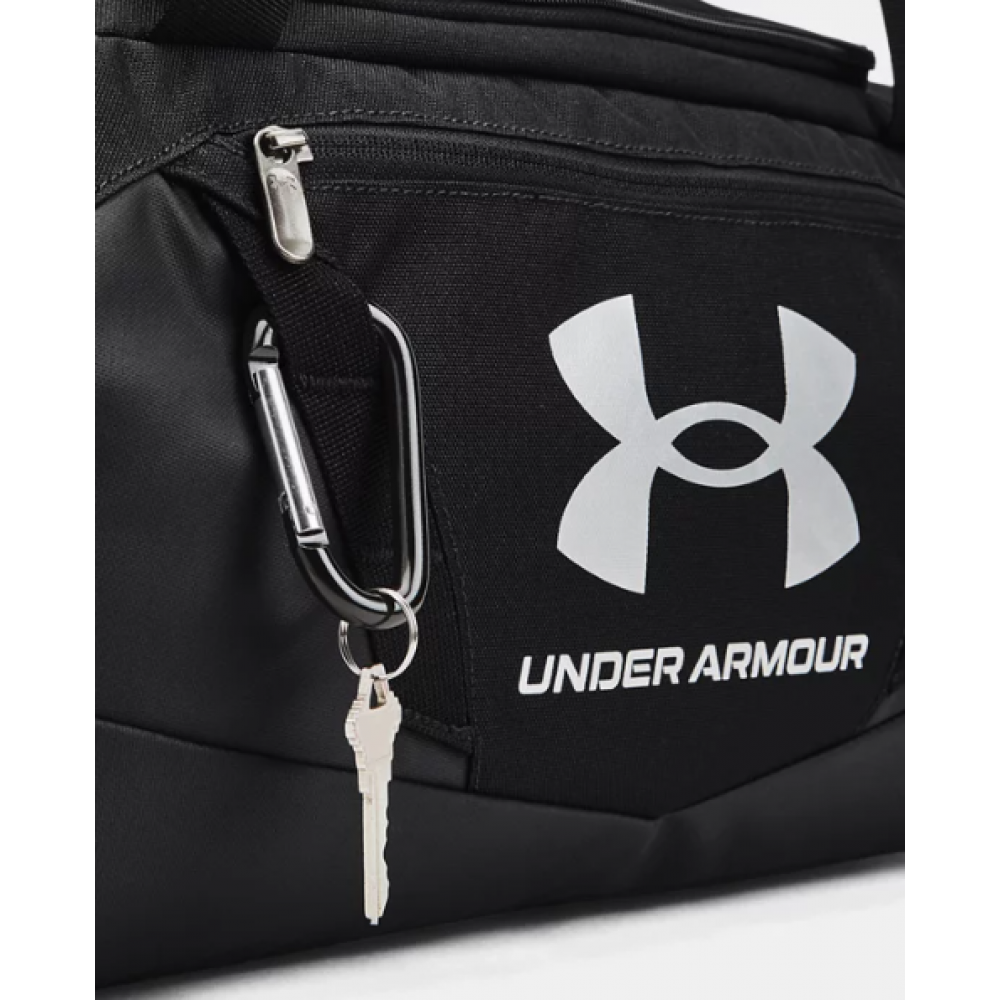 Сумка спортивная Under Armour Undeniable 5.0 XS Duffle Bag 23 л чёрная (1369221-001)