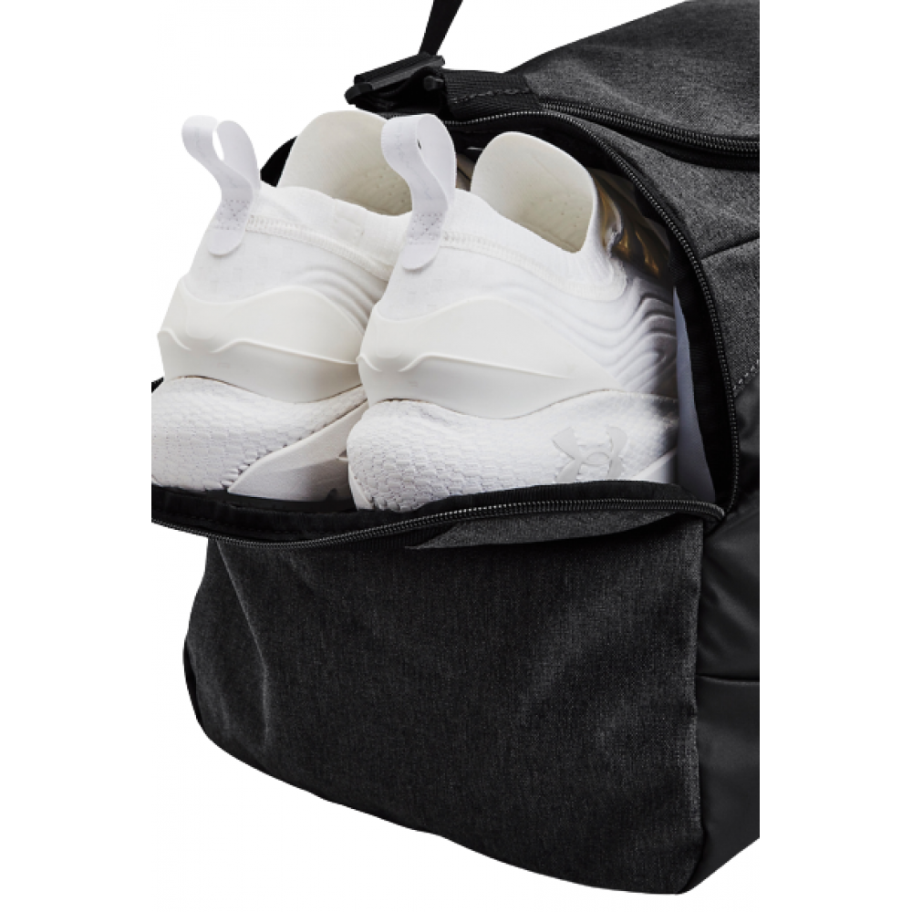 Сумка спортивная Under Armour Undeniable 5.0 Small Duffle Bag 40 л чёрная (1369222-002)