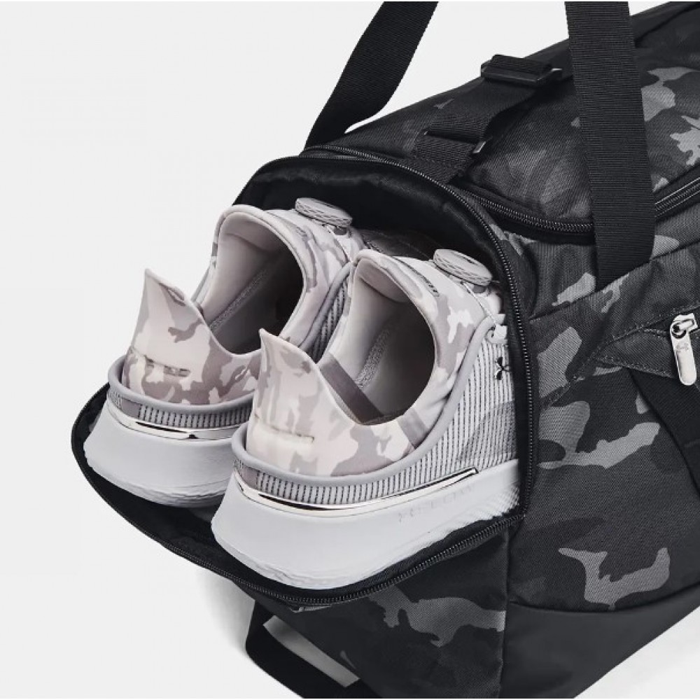 Сумка спортивная Under Armour Undeniable 5.0 Small Duffle Bag 40 л чёрная (1369222-007)