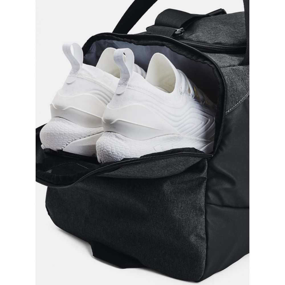 Сумка спортивная Under Armour Undeniable 5.0 Medium Duffle Bag 58 л чёрная (1369223-002)