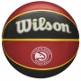 Мяч баскетбольный Wilson NBA Atlanta Hawks Outdoor размер 7 резиновый (WTB1300XBATL)