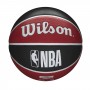 Мяч баскетбольный Wilson NBA Chicago Bulls Outdoor размер 7 резиновый (WTB1300XBCHI)