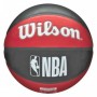 Мяч баскетбольный Wilson NBA Houston Rockets Outdoor размер 7 резиновый (WTB1300XBHOU)