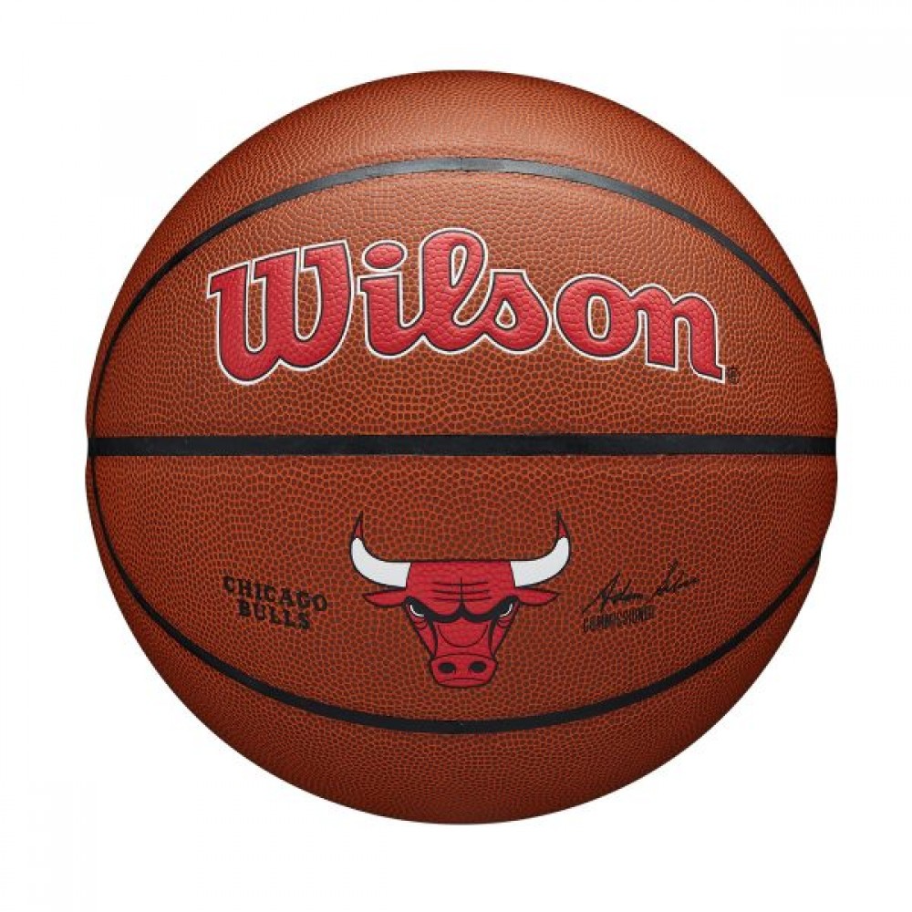 Мяч баскетбольный Wilson NBA Team Composite Chicago Bulls размер 7 композитная кожа (WTB3100XBCHI)