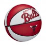 Мини-мяч баскетбольный Wilson Team Retro Mini Chicago Bulls размер 3 (WTB3200XBCHI)