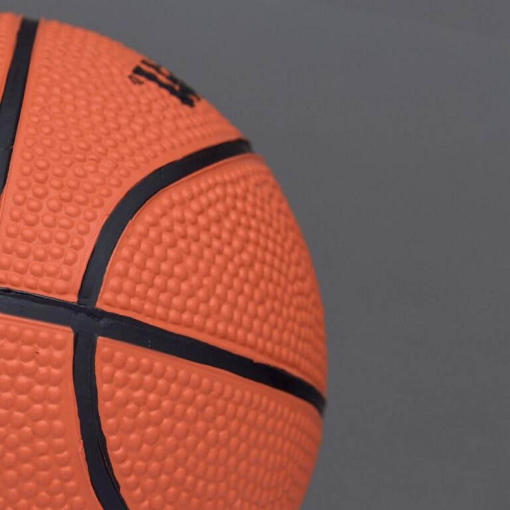 Мини-мяч баскетбольный Wilson Micro Basketball размер 1 резиновый детский-сувенирный (B1717)